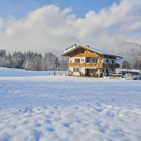 Apartamento Haus Moosmann Am Sonnenplatz Kössen