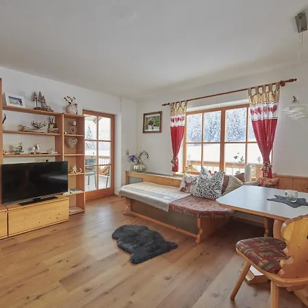 Haus Moosmann Am Sonnenplatz דירה קוסן