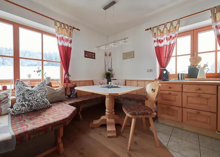 Haus Moosmann Am Sonnenplatz * ケセン